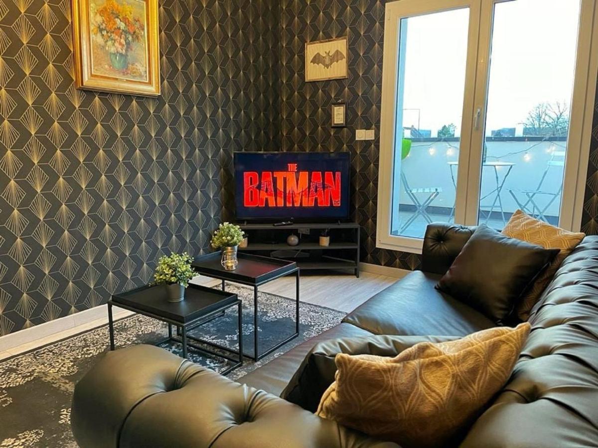New - Bat'Appart - Dijon - Insolite Longvic Esterno foto